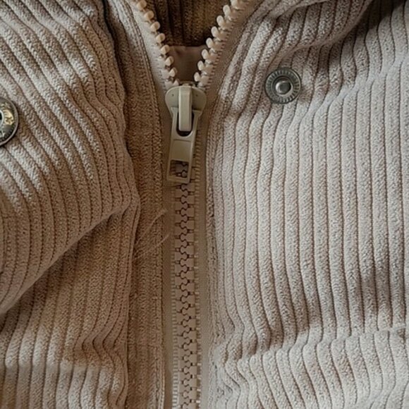 NEW women's medium beige tan corduroy puffer jacket cropped cozy coat oversized - Picture 6 of 9